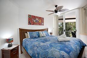 Golden Sands Beachfront Apartment Resort