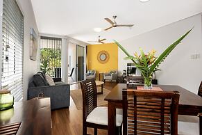 Golden Sands Beachfront Apartment Resort