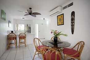 Golden Sands Beachfront Apartment Resort