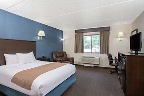 AmericInn by Wyndham Green Bay West