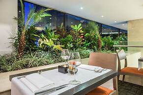 NH Collection Quito Royal