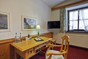 Hotel Sauerlacher Post