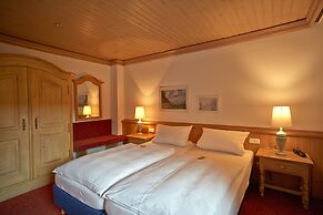 Hotel Sauerlacher Post