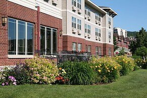 Hampton Inn Duluth Canal Park