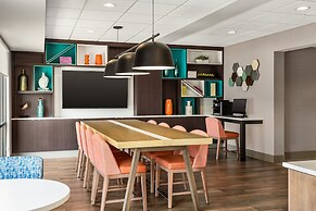 Holiday Inn Hotel & Suites Council Bluffs I-29 by IHG