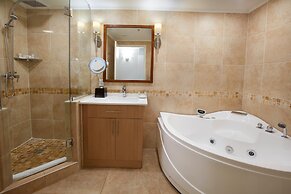 Divi Aruba Phoenix Beach Resort