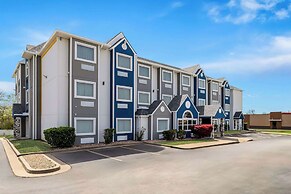 Microtel Inn & Suites by Wyndham Tulsa/Catoosa Route 66
