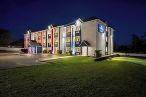 Microtel Inn & Suites by Wyndham Tulsa/Catoosa Route 66