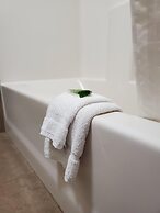 AmericInn by Wyndham Mankato Event Center