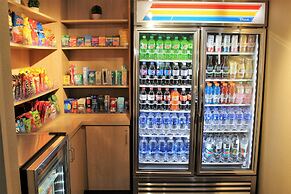 AmericInn by Wyndham Mankato Event Center