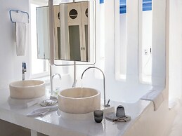 Mykonos Blu, A Grecotel Resort To Live