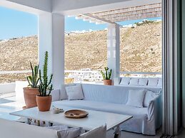 Mykonos Blu, A Grecotel Resort To Live