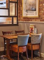 Farmhouse Innlodge by Greene King Inns