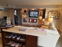 Infinity Inn & Suites