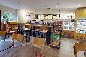 Village Hotel Cardiff