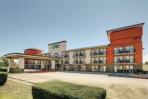 Holiday Inn Express Hotel & Suites Branson 76 Central by IHG