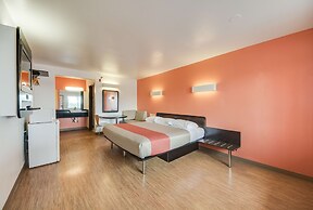 Motel 6 Brownsville, TX North