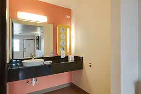 Motel 6 Brownsville, TX North