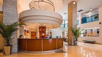 Best Western Plus Atlantic Beach Resort