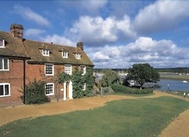 Master Builders House Hotel