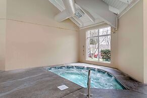 LeConte Hotel & Convention Center, Ascend Hotel Collection