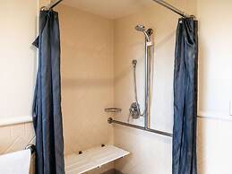 Mercure Gold Coast Resort