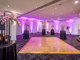 Mercure Gold Coast Resort
