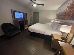 Days Inn by Wyndham Holladay