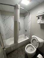 Days Inn by Wyndham Holladay