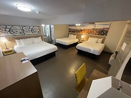 Days Inn by Wyndham Holladay