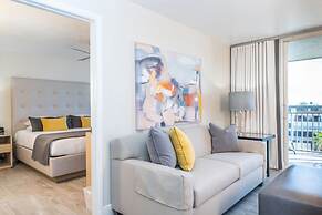 DiamondHead Beach Resort