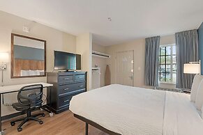 Extended Stay America Suites Miami Airport Blue Lagoon