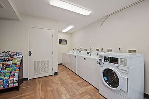 Extended Stay America Suites Miami Airport Blue Lagoon