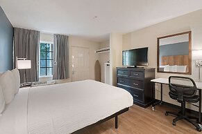 Extended Stay America Suites Miami Airport Blue Lagoon