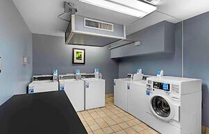 Studio 6 Extended Stay Memphis Airport TN