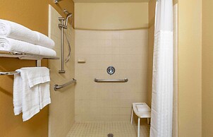 Extended Stay America Suites Washington DC Falls Church