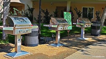 Grand Pacific Palisades