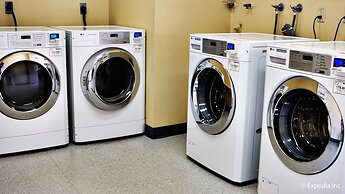 Grand Pacific Palisades