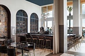 Grand Pacific Palisades