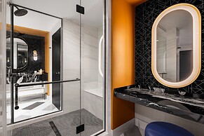 Paris Las Vegas Resort & Casino