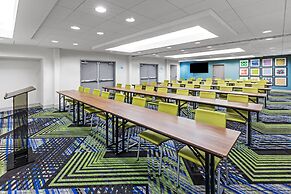 Holiday Inn Express & Suites Sulphur (Lake Charles) by IHG