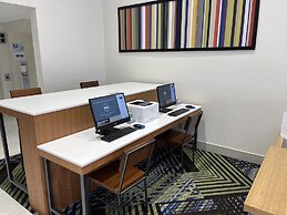 Holiday Inn Express & Suites Sulphur (Lake Charles) by IHG