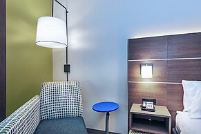 Holiday Inn Express & Suites Sulphur (Lake Charles) by IHG