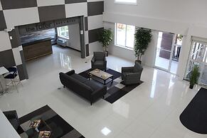 hom hotel + suites, Trademark Collection by Wyndham