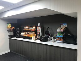 hom hotel + suites, Trademark Collection by Wyndham