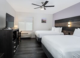 hom hotel + suites, Trademark Collection by Wyndham