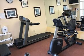 hom hotel + suites, Trademark Collection by Wyndham