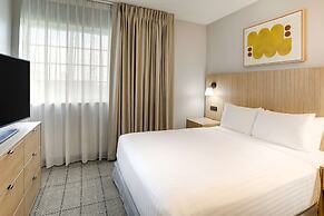 Sonesta Simply Suites Miami Airport Doral