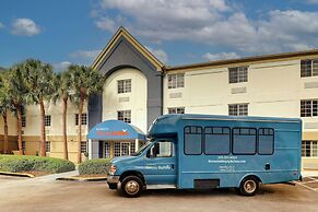 Sonesta Simply Suites Miami Airport Doral