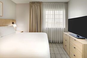 Sonesta Simply Suites Miami Airport Doral